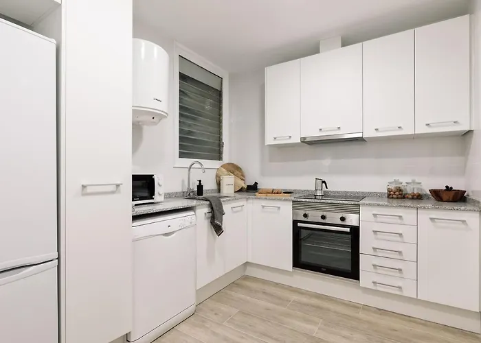 Appartement Costa - 3 Bedrooms, Balcony In Eixample Esquerra