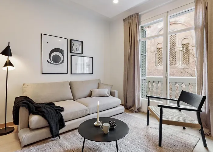 Appartement Costa - 3 Bedrooms, Balcony In Eixample Esquerra Barcelona