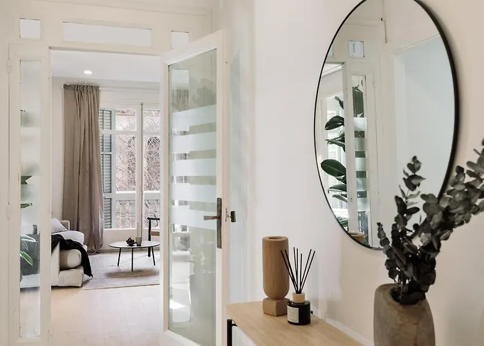 Appartement Costa - 3 Bedrooms, Balcony In Eixample Esquerra *
